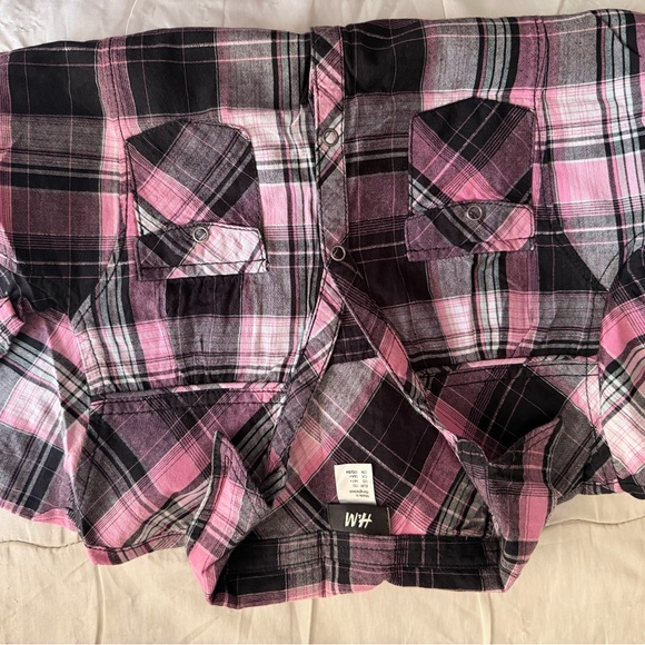 Girl Shirt - Pink and Black - Picture 2 of 3